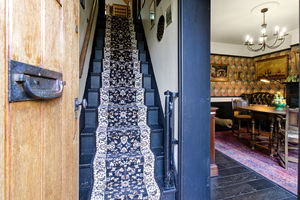 entrance hall- click for photo gallery